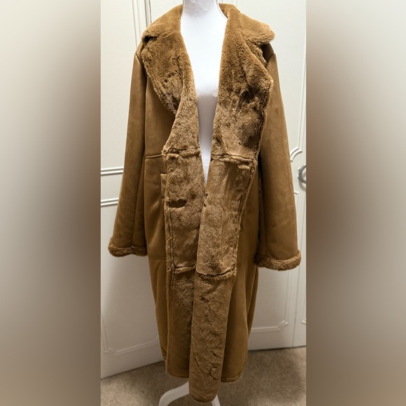 Lauren Ralph Lauren Women Faux Shearling Brown Coat - Picture 4 of 6